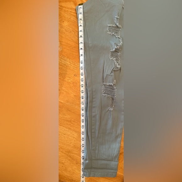 Silver Crush Women’s Mint Green Jeggings Size 13/14 in like new condition - Picture 4 of 4